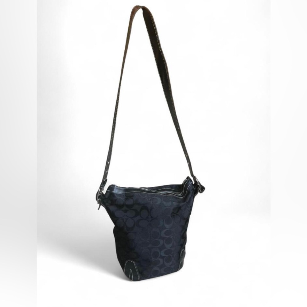 COACH Shoulder / Bucket Bag Black Sig Canvas & Leather Roomy!